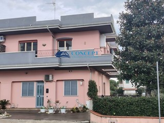 Trilocale in Vendita a Martinsicuro, 130'000&euro;, 95 m²