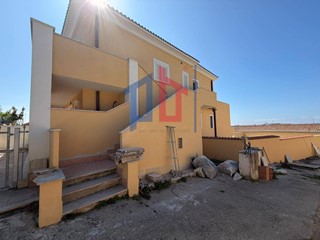 Quadrilocale in Vendita a Ardea, 129'000&euro;, 50 m²