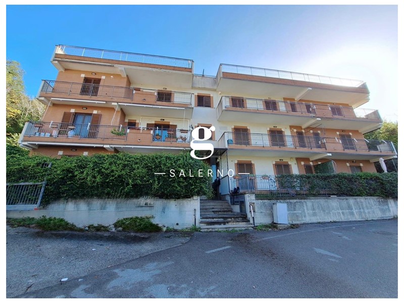 Trilocale in Vendita a Salerno, 240'000&euro;, 79 m²