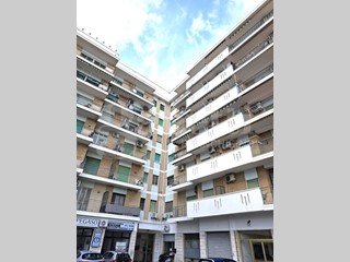 Trilocale in Vendita a Catanzaro, 210'000&euro;, 70 m²