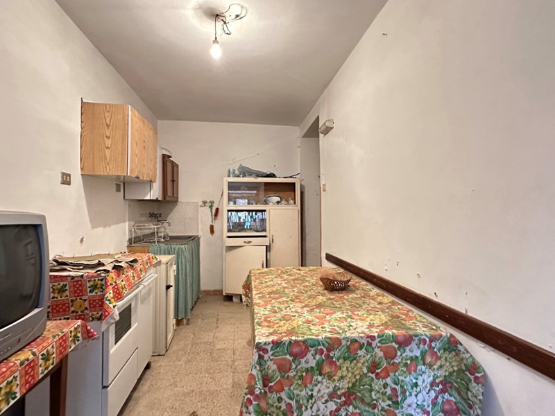 Appartamento in Vendita a Fiuggi, 64'000&euro;, 113 m², arredato