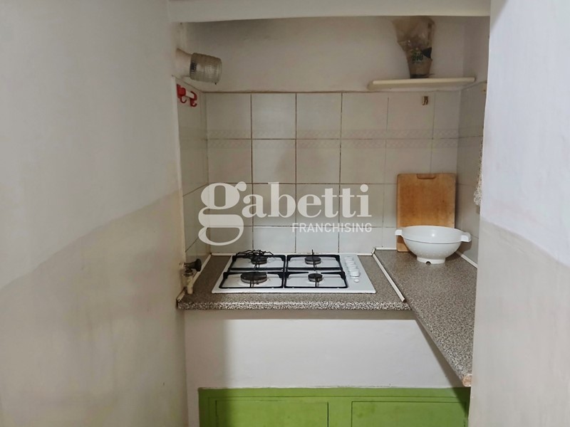 Appartamento in Vendita a Firenze, 360'000&euro;, 122 m², arredato