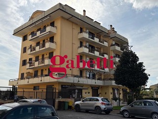 Quadrilocale in Affitto a San Nicola la Strada, 750&euro;, 137 m²