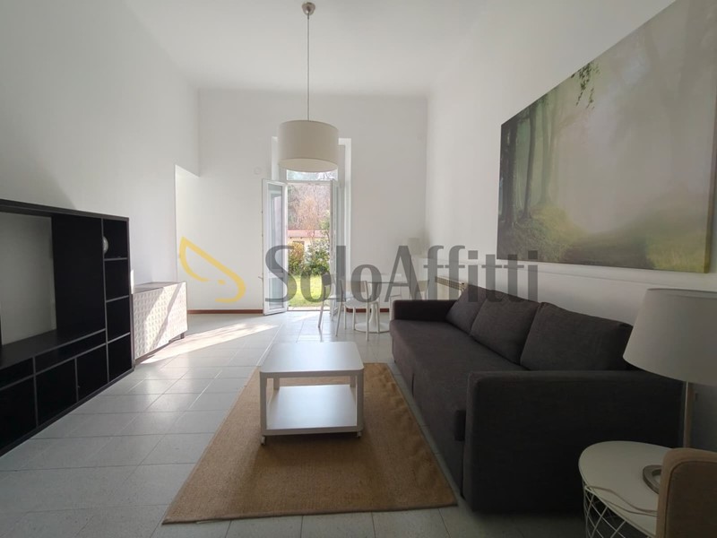 Bilocale in Affitto a Gallarate, zona Corso Sempione, 1'100&euro;, 95 m², arredato