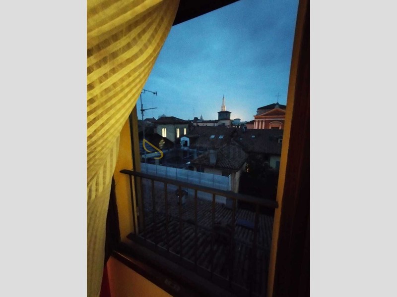 Trilocale in Affitto a Modena, zona Centro Storico, 700&euro;, 46 m², arredato