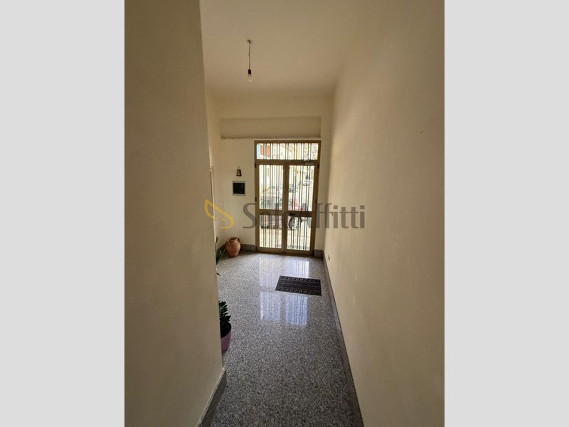 Bilocale in Affitto a Reggio Calabria, zona Sbarre superiori, 380&euro;, 60 m², arredato