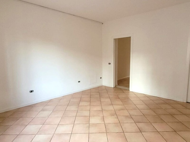 Trilocale in Affitto a Montirone, 700&euro;, 80 m²