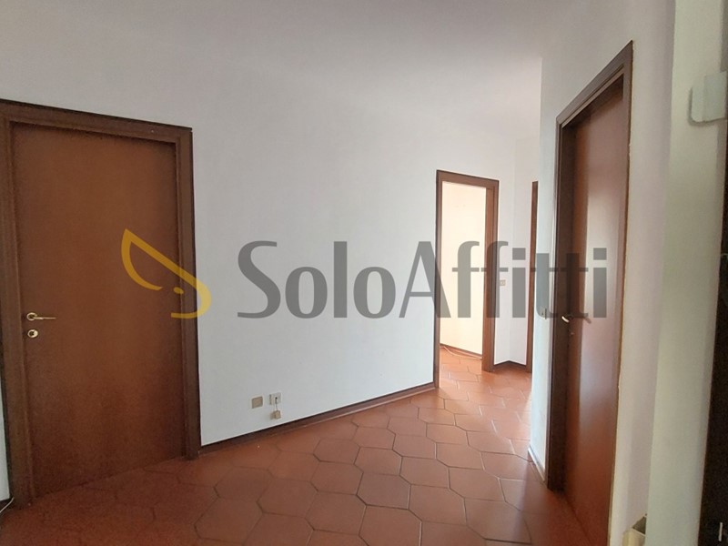 Appartamento in Affitto a Biella, zona San Paolo, 970&euro;, 140 m², con Box