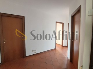 Appartamento in Affitto a Biella, zona San Paolo, 970&euro;, 140 m², con Box