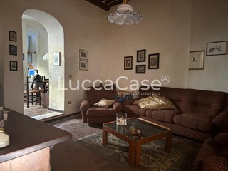 Appartamento in Vendita a Villa Basilica, 49'000&euro;, 85 m²