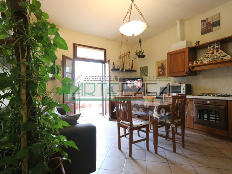 Bilocale in Vendita a Vicopisano, zona Lugnano, 120'000&euro;, 50 m²