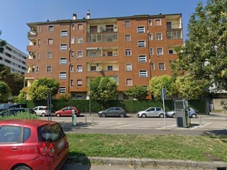 Quadrilocale in Vendita a Corsico, 105'400&euro;, 90 m²