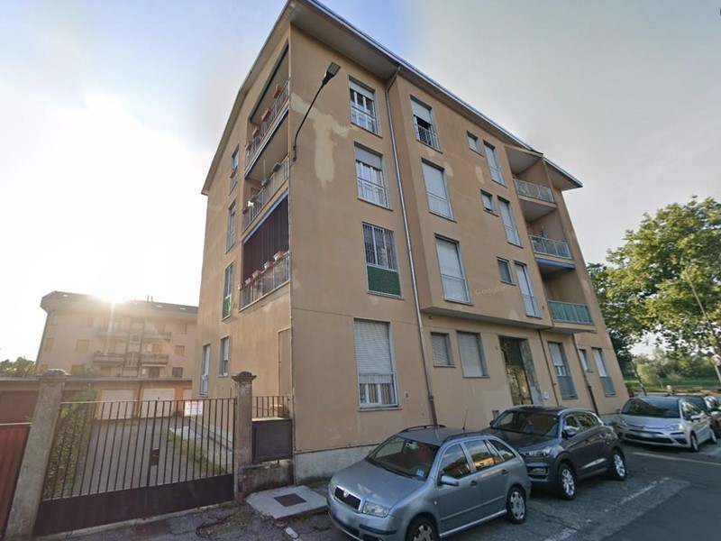 Trilocale in Vendita a Limbiate, 30'000&euro;, 54 m²