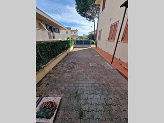 Trilocale in Vendita a Collesalvetti, 175'000&euro;, 75 m², arredato