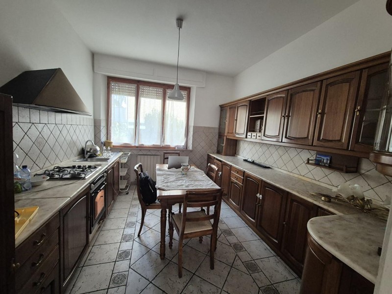 Appartamento in Vendita a Monteriggioni, zona Belverde, 320'000&euro;, 130 m², arredato, con Box