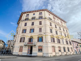 Bilocale in Vendita a Firenze, 268'000&euro;, 94 m²