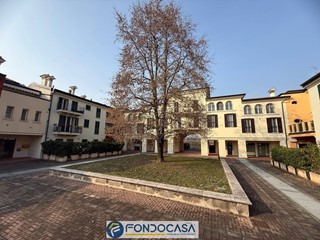 Quadrilocale in Vendita a Paderno Franciacorta, 135 m²