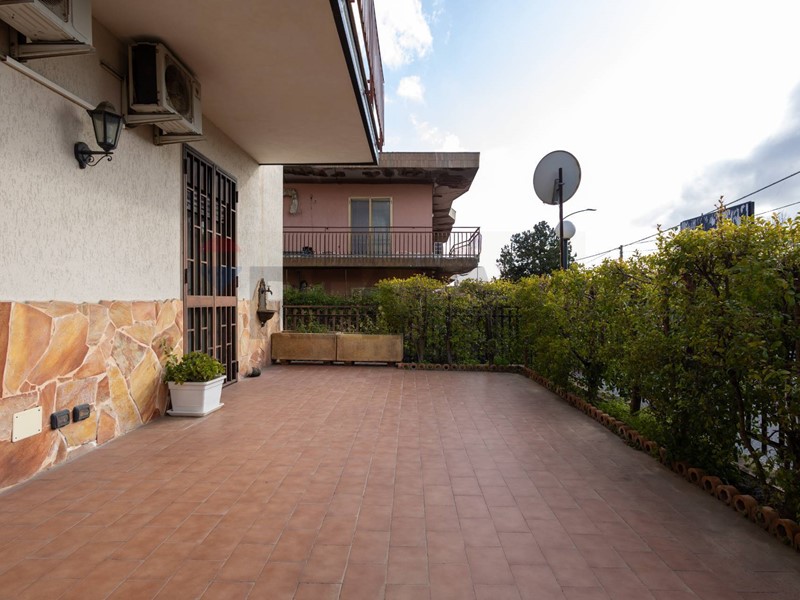 Quadrilocale in Vendita a Sant'Agata li Battiati, 145'000&euro;, 98 m²