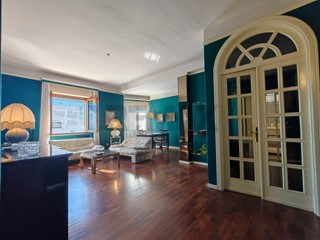 Appartamento in Affitto a Manfredonia, 950&euro;, 96 m²