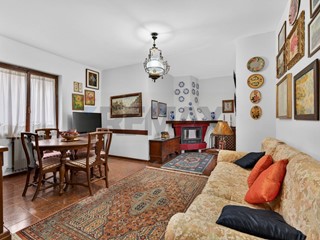 Appartamento in Vendita a Casargo, 60'000&euro;, 81 m²