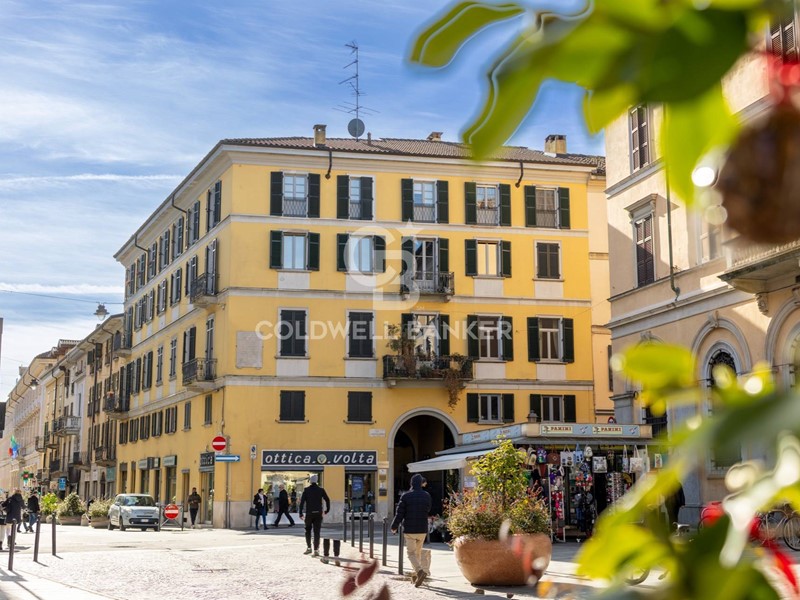 Quadrilocale in Vendita a Novara, 270'000&euro;, 130 m²