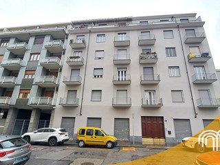 Bilocale in Vendita a Torino, 57'000&euro;, 50 m²