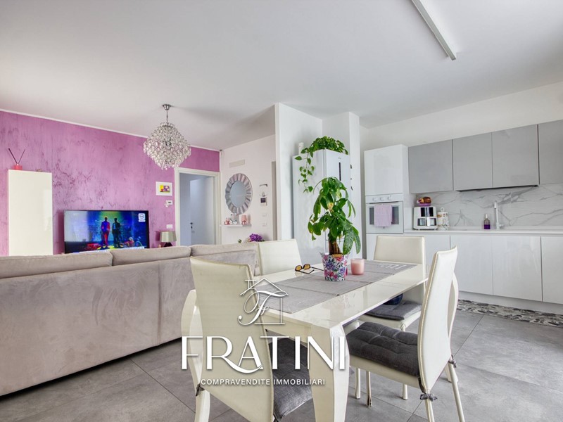 Appartamento in Vendita a Sant'Omero, 185'000&euro;, 95 m²