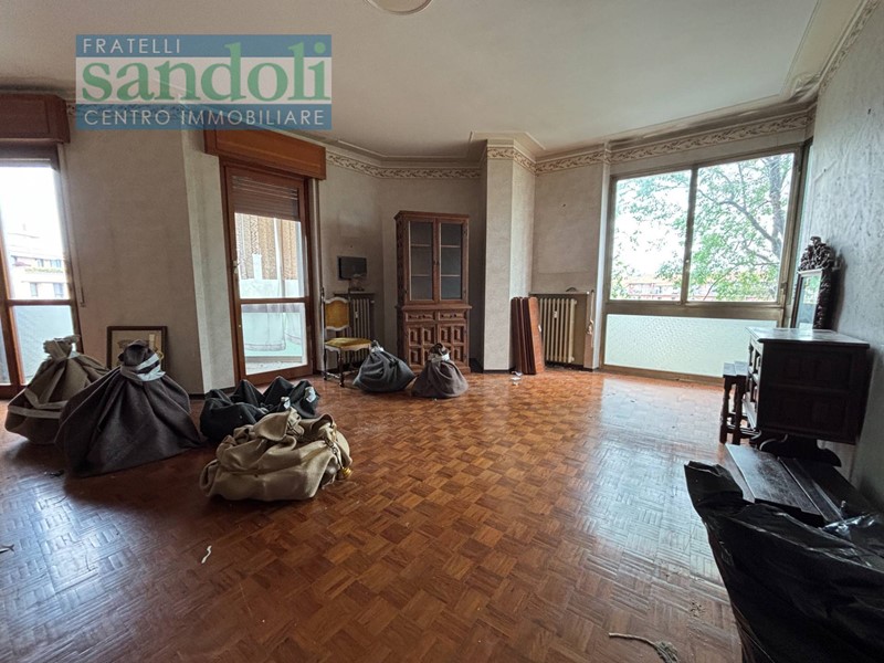 Trilocale in Vendita a Vercelli, 80'000&euro;, 100 m²