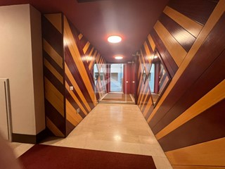 Trilocale in Vendita a Desenzano del Garda, 495'000&euro;, 90 m²