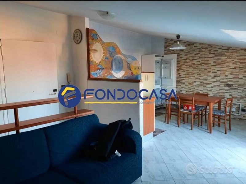 Bilocale in Vendita a Giugliano in Campania, 90'000&euro;, 65 m²