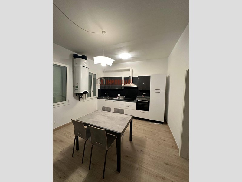 Trilocale in Affitto a Treviso, 1'000&euro;, 95 m²