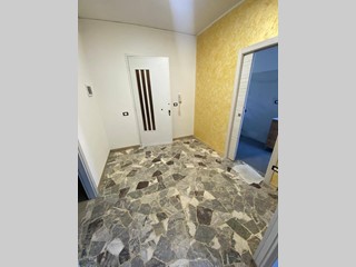 Bilocale in Vendita a Rovigo, 80'000&euro;, 65 m²