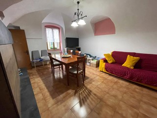 Quadrilocale in Vendita a Dolceacqua, 138'000&euro;, 90 m²