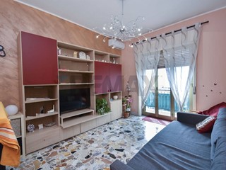 Trilocale in Vendita a Belpasso, 92'000&euro;, 95 m²