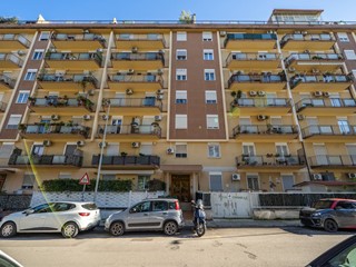 Quadrilocale in Vendita a Palermo, 230'000&euro;, 126 m²