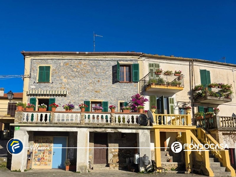 Appartamento in Vendita a Testico, 89'000&euro;, 87 m²