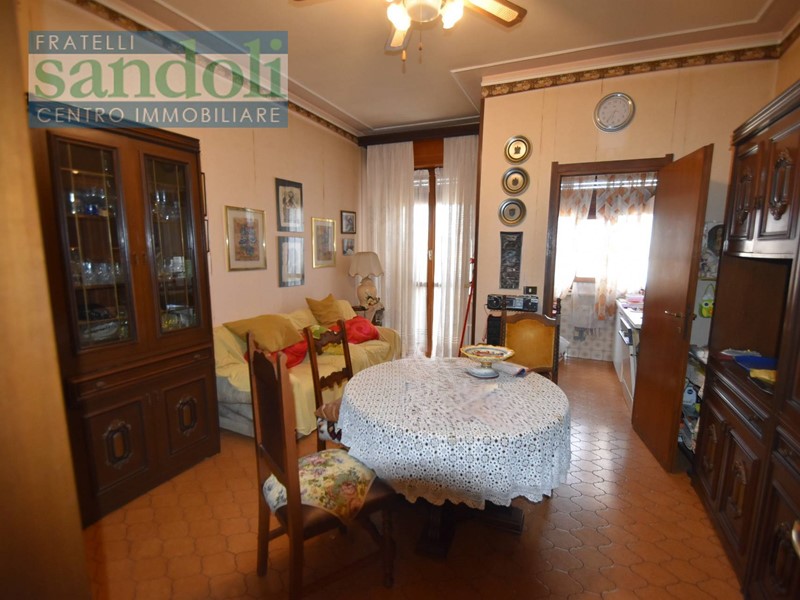 Trilocale in Vendita a Vercelli, 95'000&euro;, 90 m²
