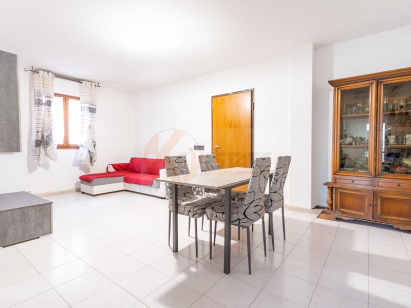 Bilocale in Vendita a Sassari, 120'000&euro;, 83 m²