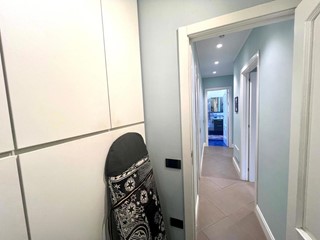 Trilocale in Vendita a Pozzuoli, 395'000&euro;, 98 m², arredato