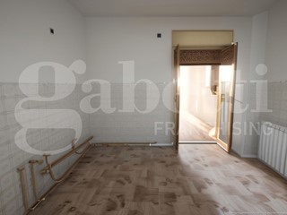 Quadrilocale in Vendita a Gravina di Catania, 139'000&euro;, 115 m², con Box