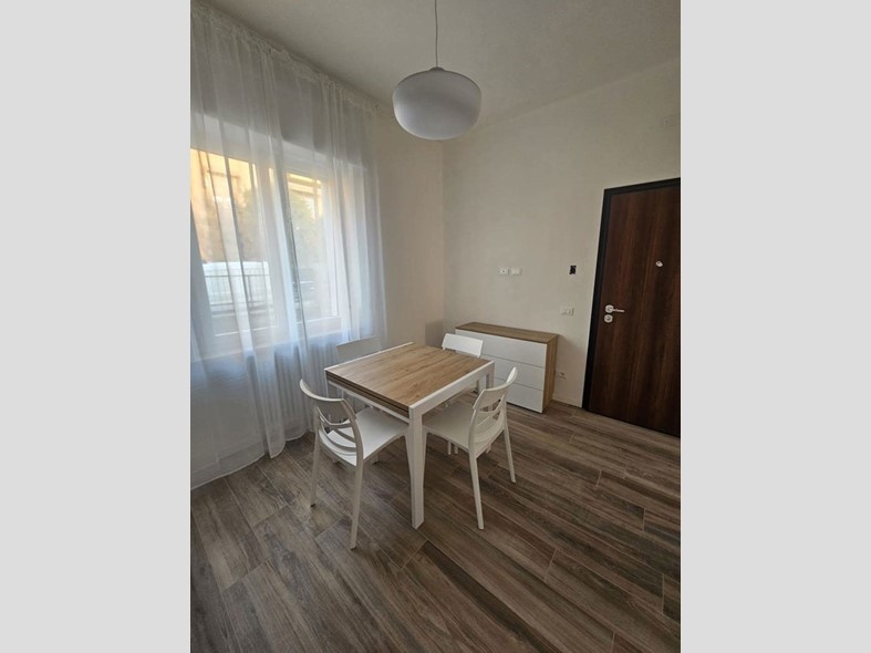 Monolocale in Affitto a Verona, 550&euro;, 20 m², arredato