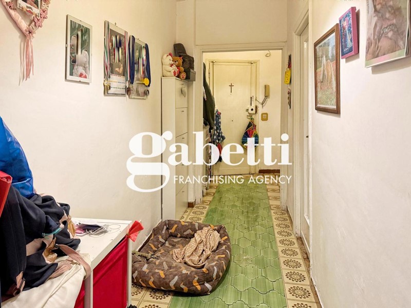 Bilocale in Vendita a Roma, 177'000&euro;, 61 m²