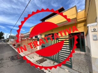 Appartamento in Vendita a Leporano, 118'000&euro;, 110 m², con Box