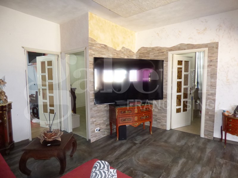 Trilocale in Vendita a Bagheria, 53'000&euro;, 75 m²