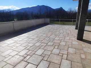 Appartamento in Vendita a Avigliana, 245'000&euro;, 300 m², con Box