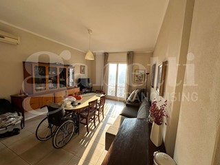 Trilocale in Vendita a Piacenza, 95'000&euro;, 83 m²