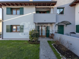 Trilocale in Vendita a Chions, 140'000&euro;, 80 m², arredato, con Box