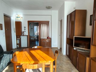 Quadrilocale in Vendita a Torino, 129'000&euro;, 90 m², con Box