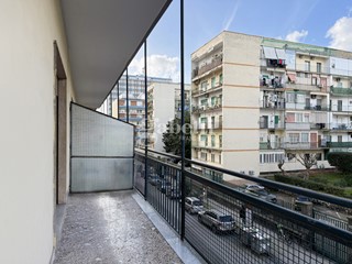 Bilocale in Vendita a Napoli, 240'000&euro;, 55 m²