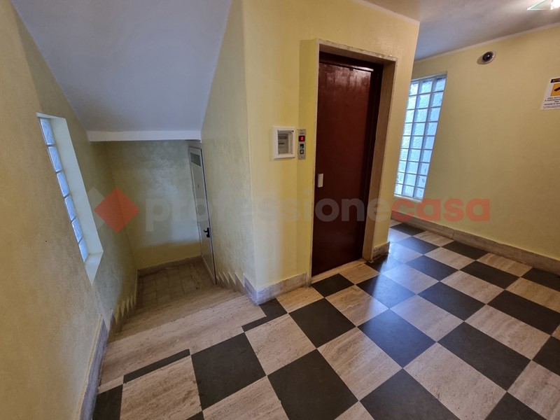 Quadrilocale in Vendita a Taranto, 65'000&euro;, 115 m², arredato
